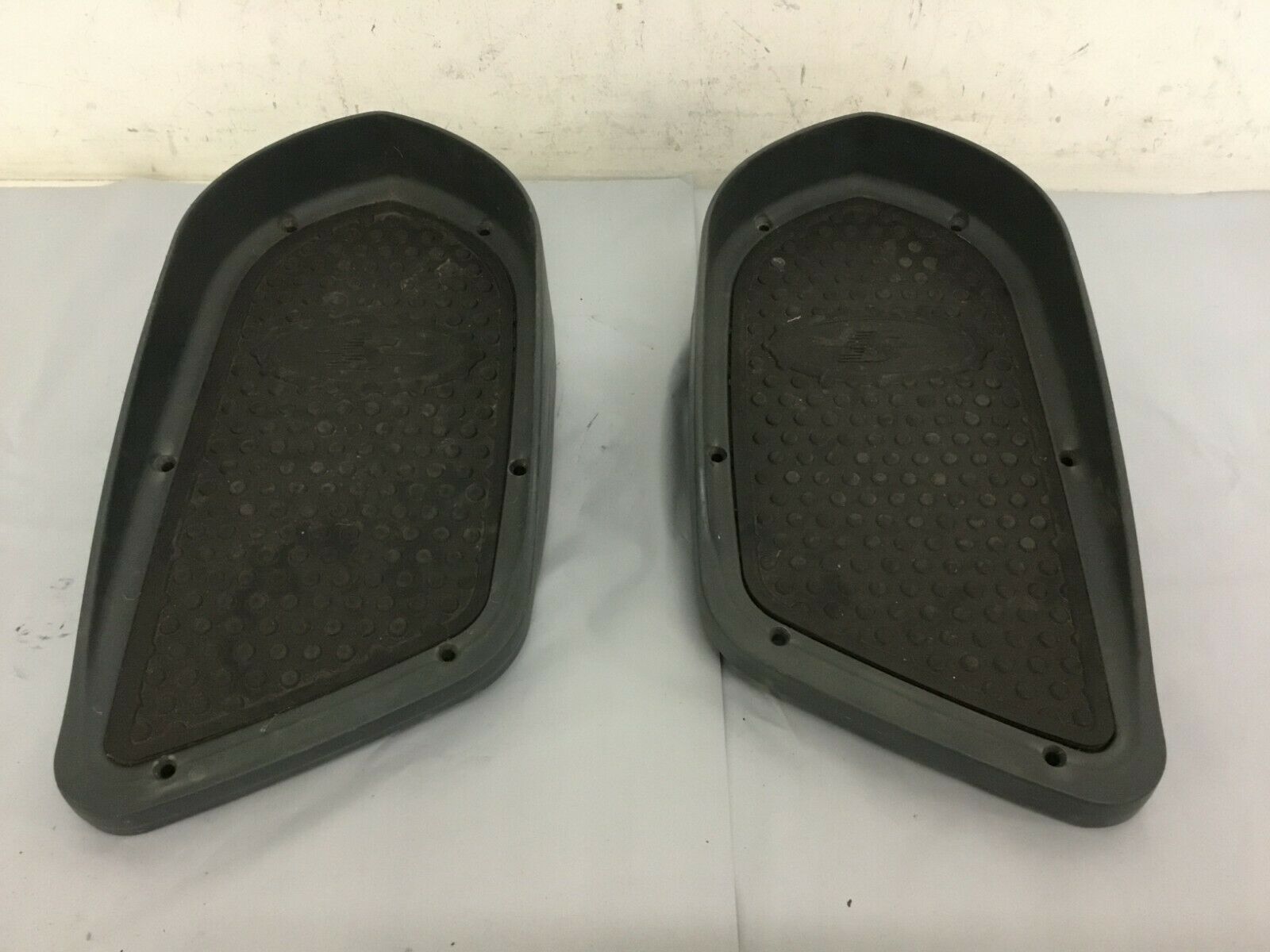 Left Right Foot Pad Pedal (Used)