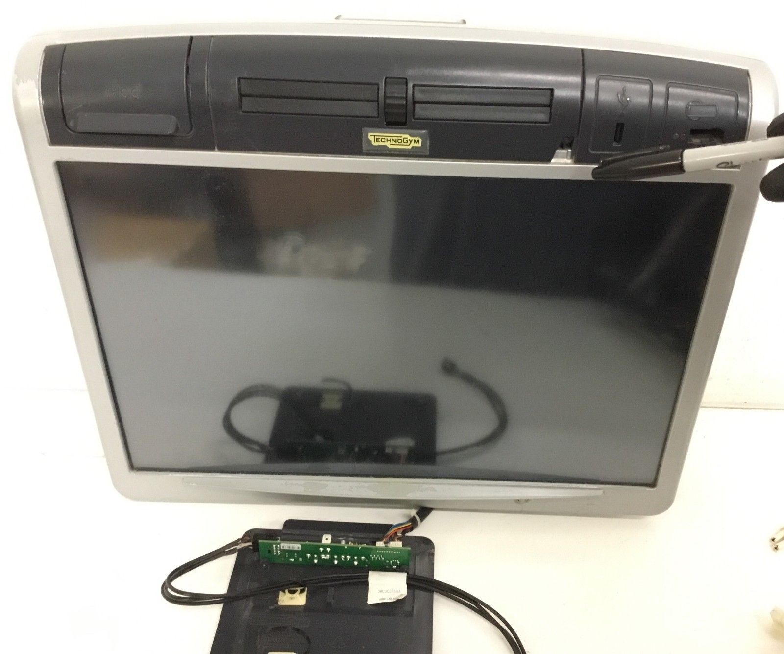 Display Console 110496744 (Used)