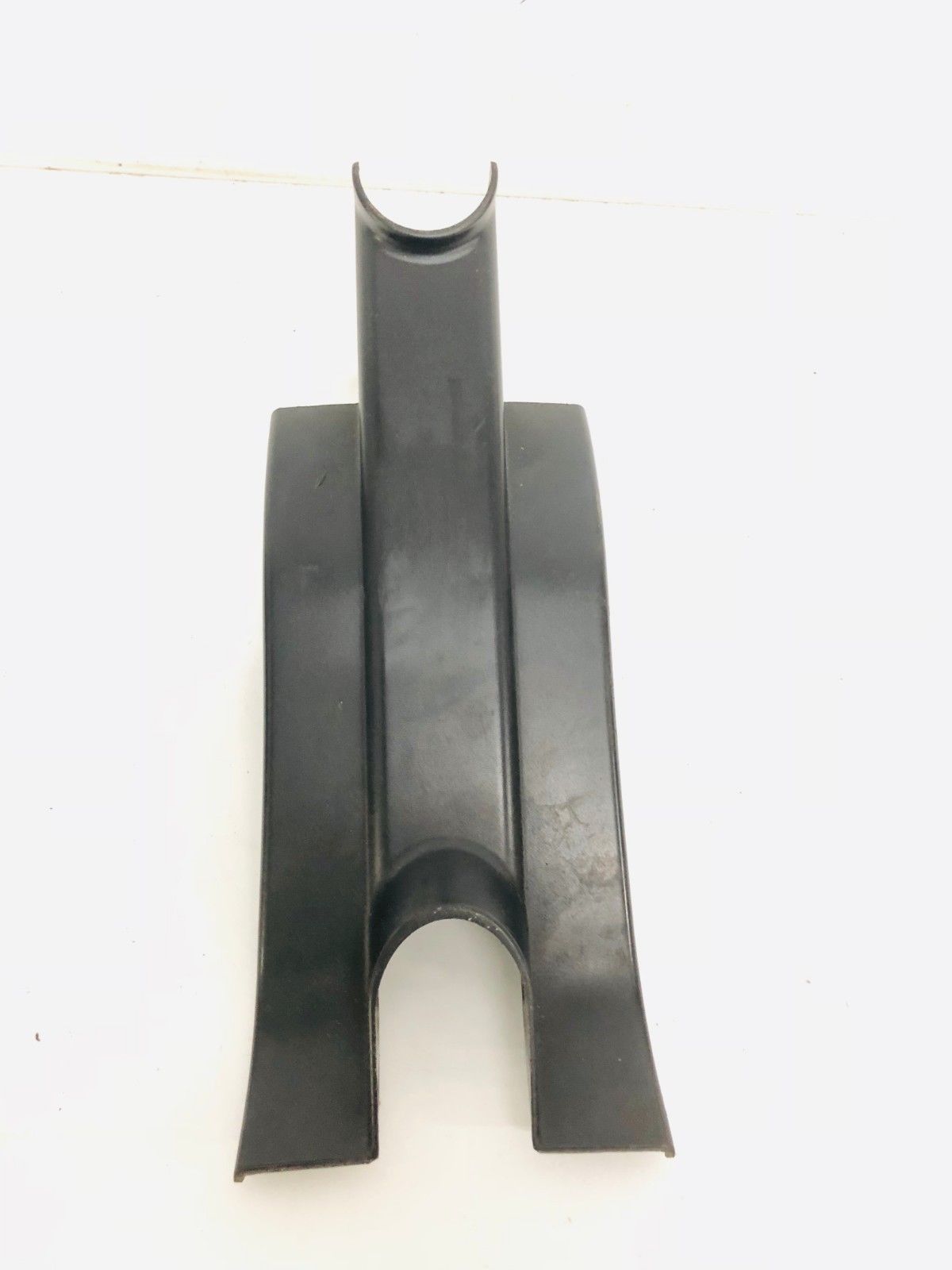 Center Plastic Trim Cover (Used)