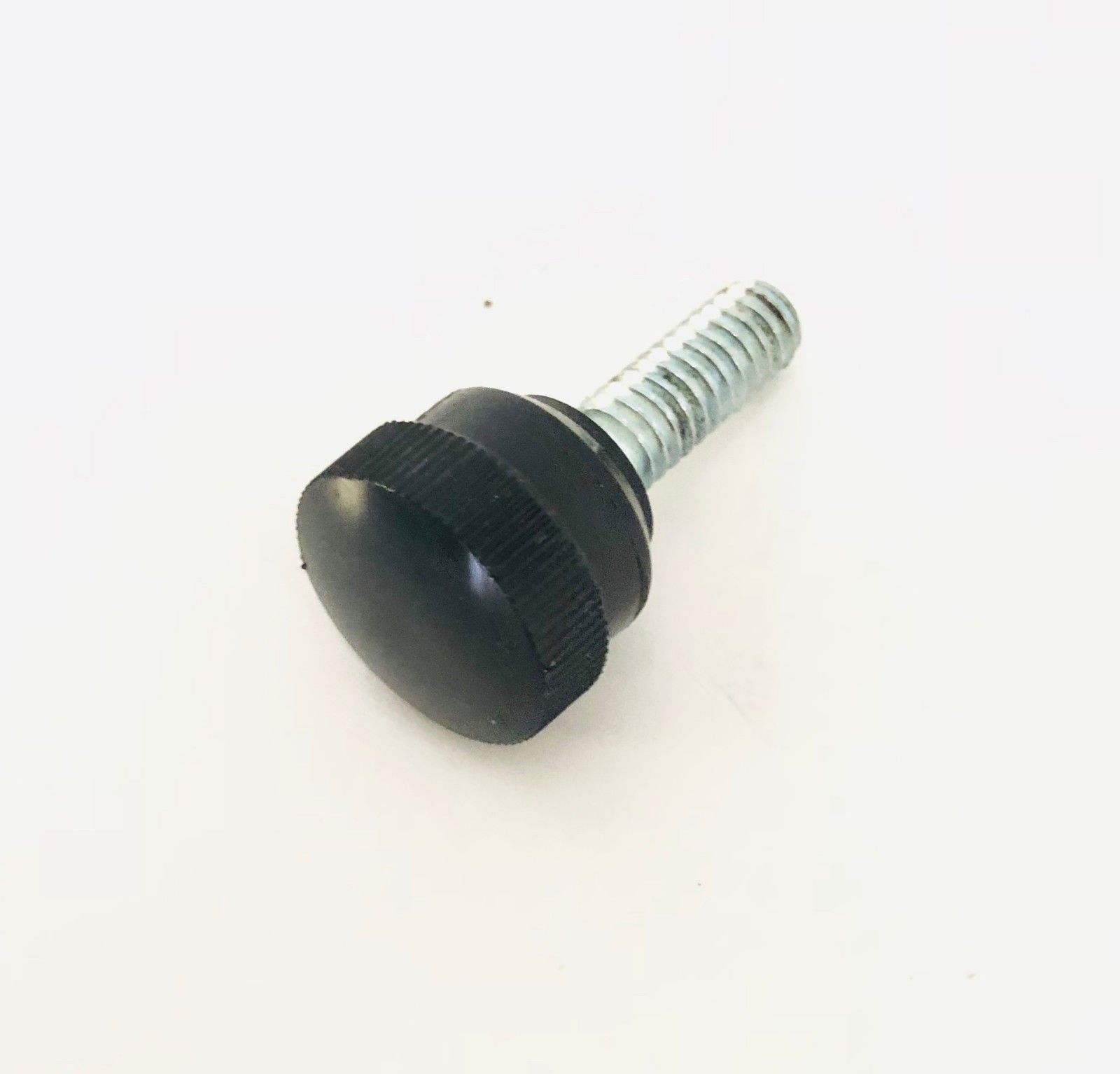 Console Set Screw Knob (Used)