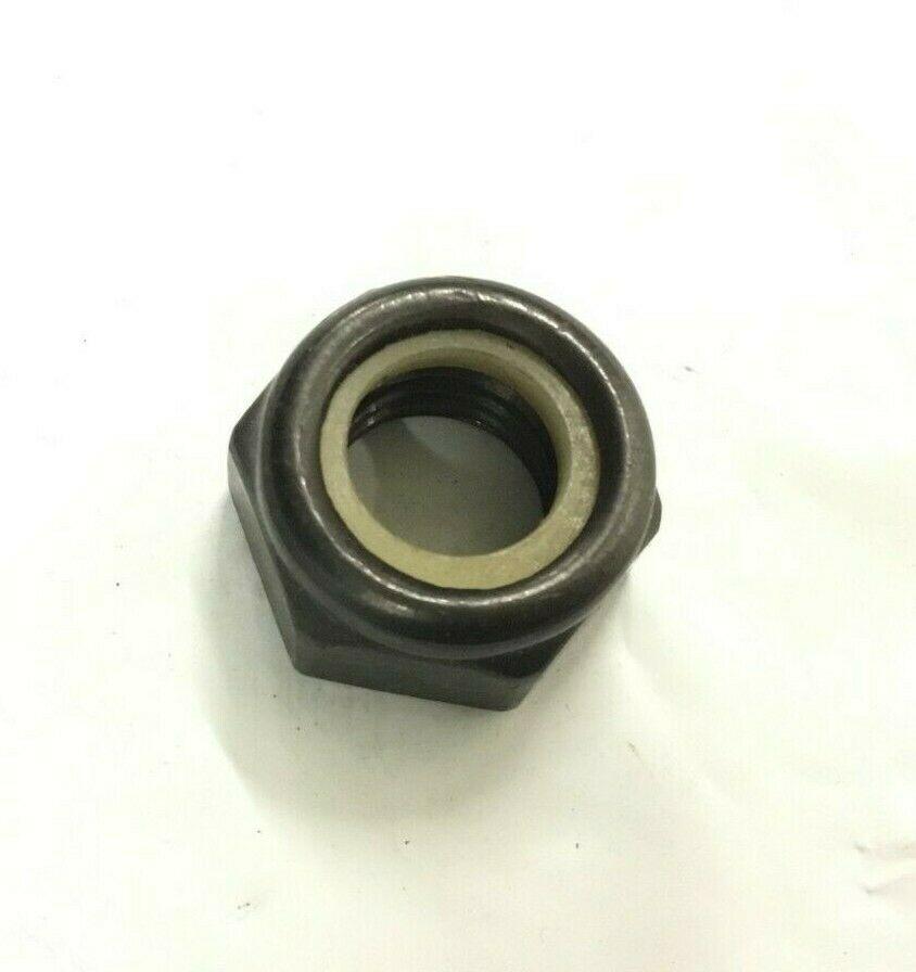 Locking Nut 21-CD7-KR (Used)