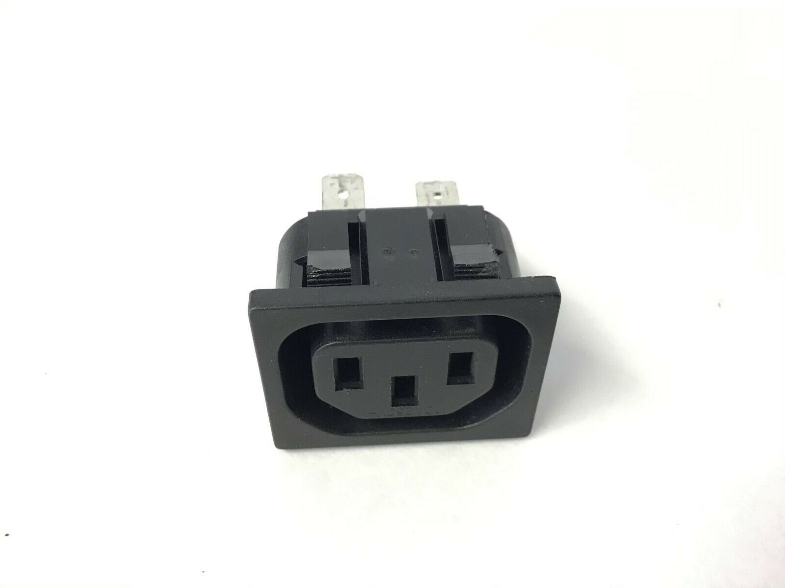 Power Entry Socket Courtesy Outlet (Used)